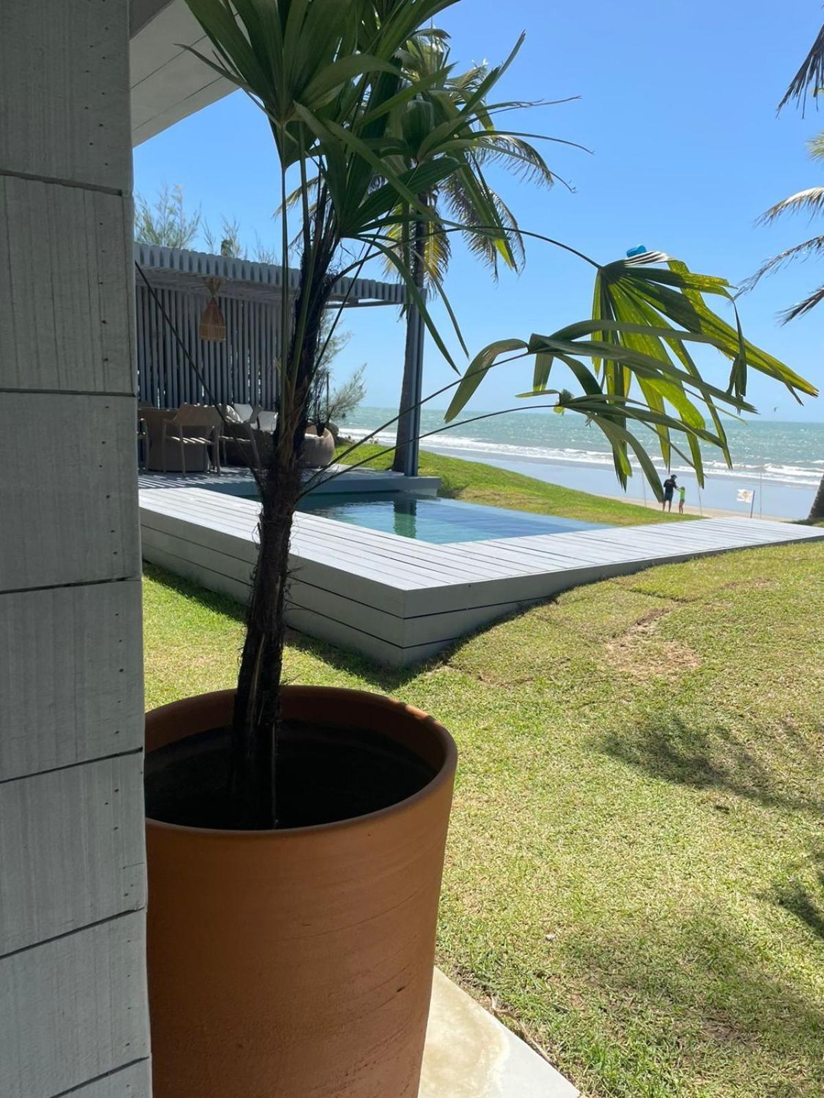 Club De Mar Condo Hotel イカライー エクステリア 写真